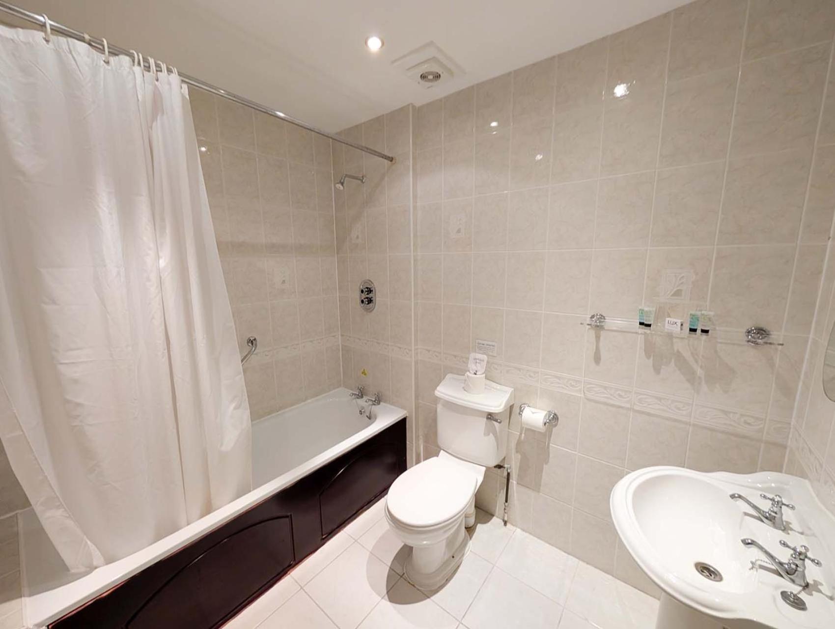 Oriel Hotel St Asaph Zewnętrze zdjęcie