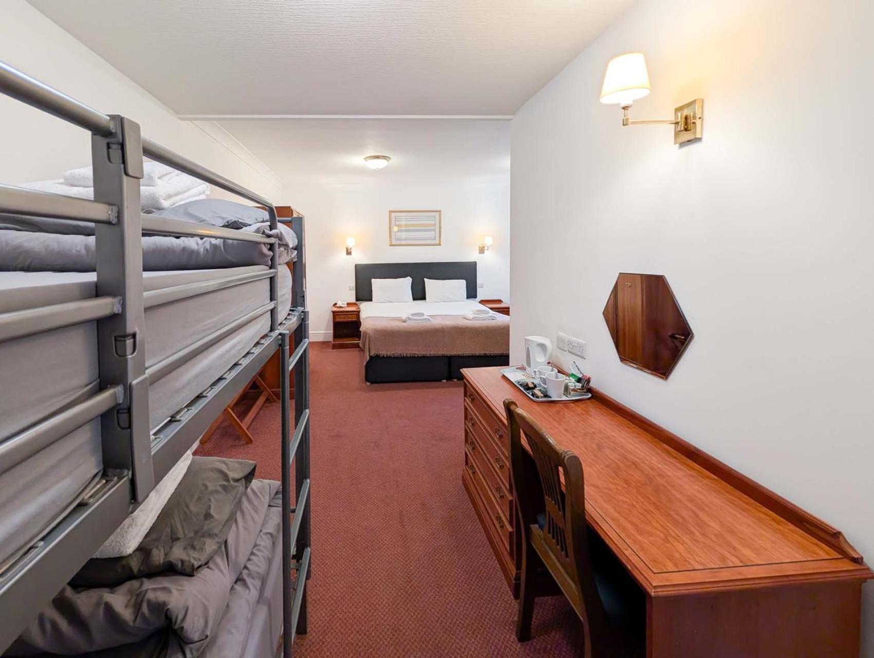 Oriel Hotel St Asaph Zewnętrze zdjęcie