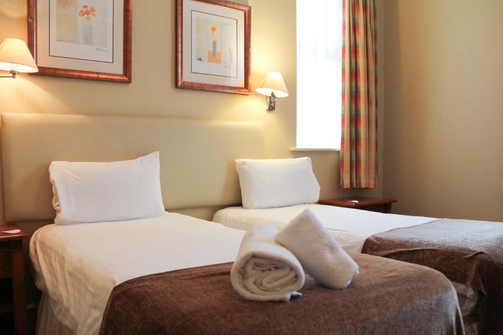 Oriel Hotel St Asaph Zewnętrze zdjęcie