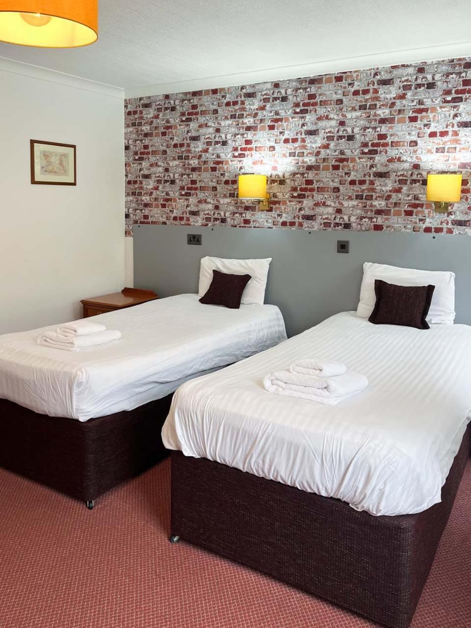 Oriel Hotel St Asaph Zewnętrze zdjęcie